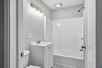 2601 Piedmont Ave, Duluth, MN 55811 - Photo 29