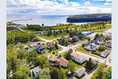 227 South Ave, Two Harbors, MN 55616 - Photo 3