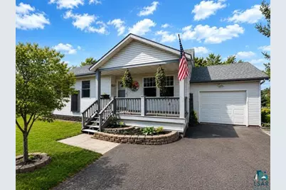831 Commonwealth Ave, Duluth, MN 55808 - Photo 1
