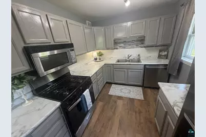 831 Commonwealth Ave, Duluth, MN 55808 - Photo 11