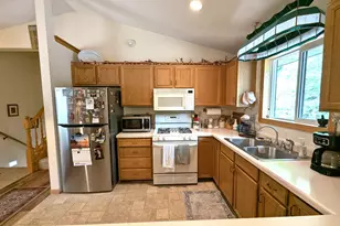 3190 Troy Brett Trail, Duluth, MN 55804 - Photo 9