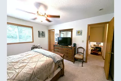 3190 Troy Brett Tr, Duluth, MN 55804 - Photo 15