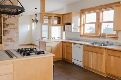 13 W 8th St, Duluth, MN 55805 - Photo 13