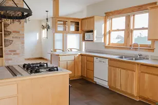 13 W 8th St, Duluth, MN 55805 - Photo 13