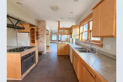 13 W 8th St, Duluth, MN 55805 - Photo 15