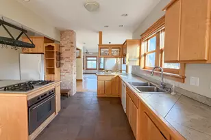 13 W 8th St, Duluth, MN 55805 - Photo 15