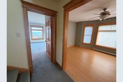 13 W 8th St, Duluth, MN 55805 - Photo 31