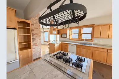13 W 8th St, Duluth, MN 55805 - Photo 17