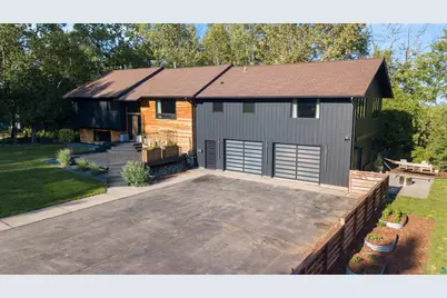 1510 Woodbury Ln, Duluth, MN 55803 - Photo 3