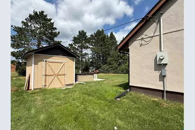 8 13th St NW, Chisholm, MN 55719 - Photo 7