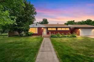 703 28th St, Cloquet, MN 55720 - Photo 1