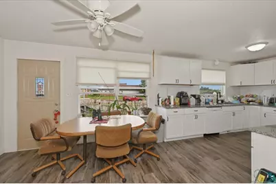 5005 E 2nd St, Superior, WI 54880 - Photo 5