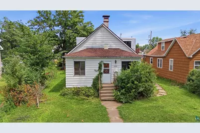 2208 4th Ave W, Hibbing, MN 55746 - Photo 1
