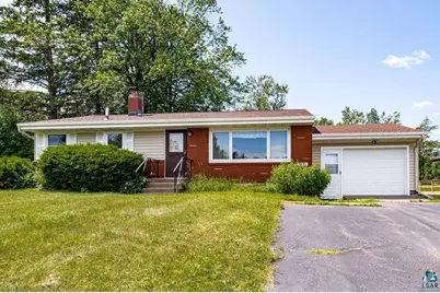 3131 Chambersburg Ave, Duluth, MN 55811 - Photo 1