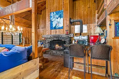 5985 Hwy 1, Silver Bay, MN 55614 - Photo 9