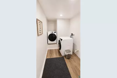 2820 W 15th St #1, Duluth, MN 55806 - Photo 11