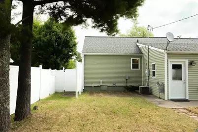 1315 9th Ave W, Ashland, WI 54806 - Photo 33