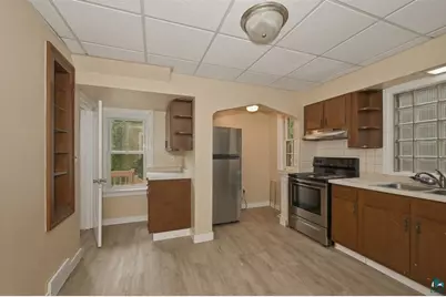 611 Lincoln Pkwy, Duluth, MN 55806 - Photo 9