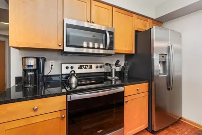 2100 Water St #302A, Duluth, MN 55812 - Photo 11