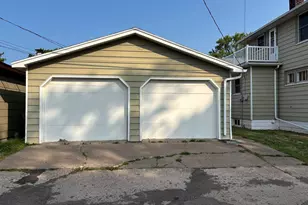 417 N 38th Ave W, Duluth, MN 55807 - Photo 5