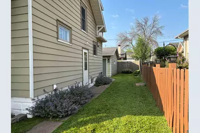 417 N 38th Ave W, Duluth, MN 55807 - Photo 3