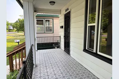 3816 W 5th St, Duluth, MN 55807 - Photo 3