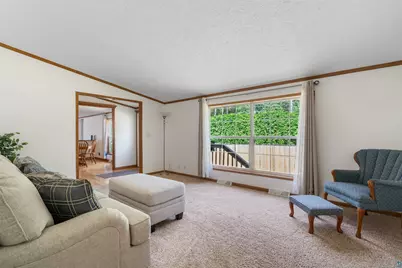 5957 Sunny Ln, Duluth, MN 55811 - Photo 9