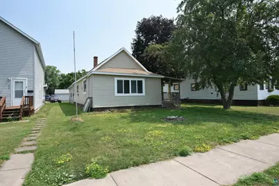 412 11th Ave E, Ashland, WI 54806 - Photo 1