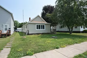 412 11th Ave E, Ashland, WI 54806 - Photo 1