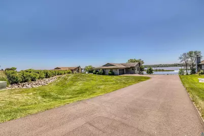 8054 E Spirit Cove Dr #1, Duluth, MN 55807 - Photo 3