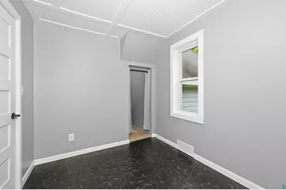 316 13th St, Cloquet, MN 55720 - Photo 9
