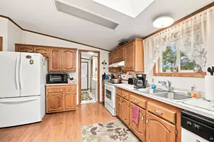 12 Redwood Dr, Duluth, MN 55810 - Photo 3
