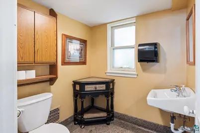 214 N 2nd Ave, Virginia, MN 55792 - Photo 15