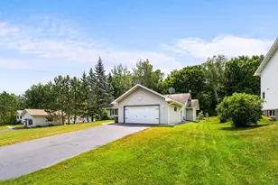2434 Peace Dr, Duluth, MN 55811 - Photo 47