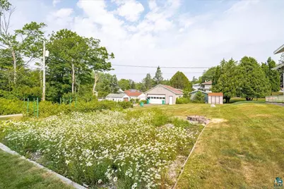 2213 Sussex Ave, Duluth, MN 55812 - Photo 45