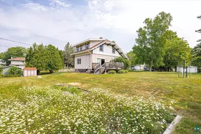 2213 Sussex Ave, Duluth, MN 55812 - Photo 3