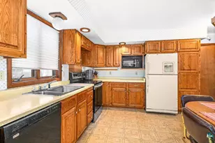 4615 Cooke St, Duluth, MN 55804 - Photo 7