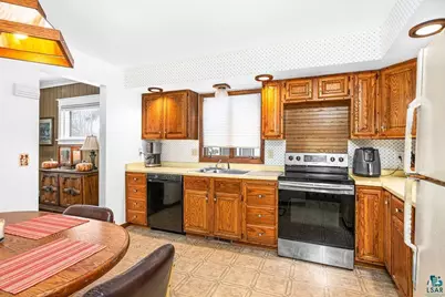 4615 Cooke St, Duluth, MN 55804 - Photo 9