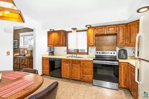4615 Cooke St, Duluth, MN 55804 - Photo 9