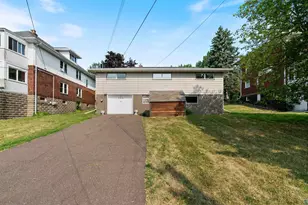 2016 E 3rd St, Duluth, MN 55812 - Photo 5
