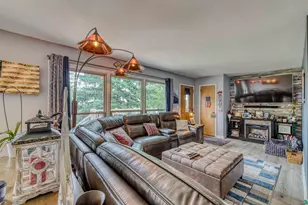 225 N Oak Bend Dr, Duluth, MN 55811 - Photo 5