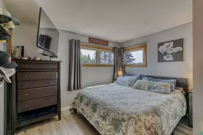 225 N Oak Bend Dr, Duluth, MN 55811 - Photo 13
