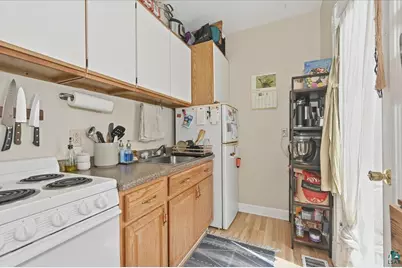 1727 E Superior St, Duluth, MN 55804 - Photo 21