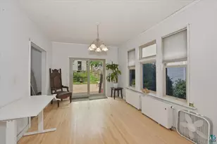 1317 E 6th St, Duluth, MN 55805 - Photo 5