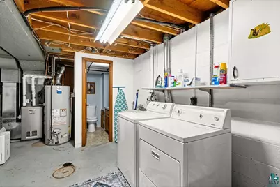 2302 Pershing St, Duluth, MN 55811 - Photo 25
