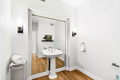 2906 W 15th St, Duluth, MN 55806 - Photo 43