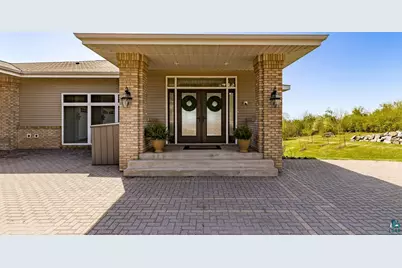 2906 W 15th St, Duluth, MN 55806 - Photo 5