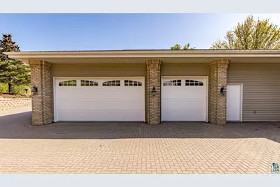 2906 W 15th St, Duluth, MN 55806 - Photo 93