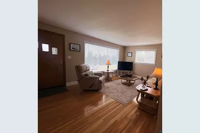 1031 W Skyline Pkwy, Duluth, MN 55806 - Photo 5