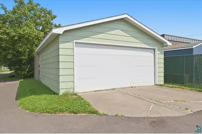 717 Baxter Ave, Superior, WI 54880 - Photo 15